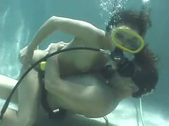 Underwater Scuba Sex Daisy Duxxe Part 4
