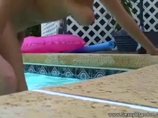 Fun In The Pool With Amateurs